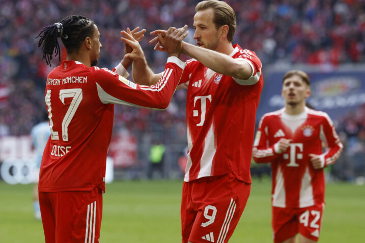Michael Olise i Harry Kane (Bayern)/Foto REUTERS