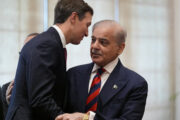 Jared Kushner i pakistanski premijer Shehbaz Sharif / REUTERS