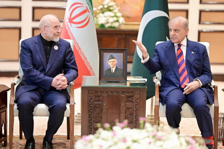 Pakistanski premijer hehbaz Sharif i iranski šef parlamenta Mohammad Bagher Ghalibaf / REUTERS