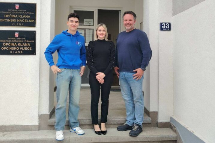 Paulo Medvedić, Sanja Sušnik i Aljoša Bratuša / Foto Općina Klana