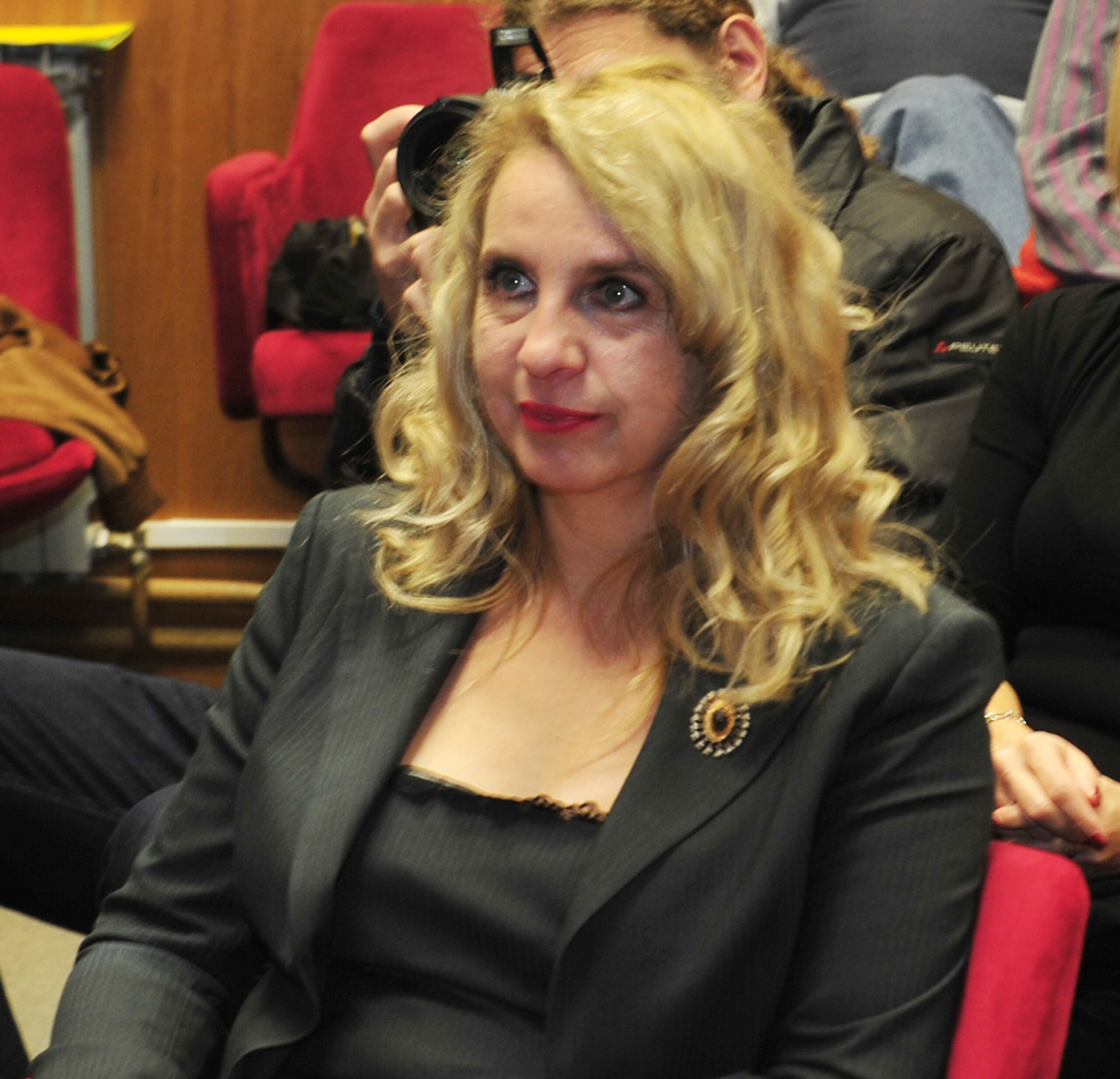 u-rijeci-sutra-prezentacija-knjige-ispredena-pri-a-melite-adany
