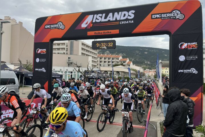 Start utrke 4Islands Epic u Baški / Foto R. PAŠKVAN