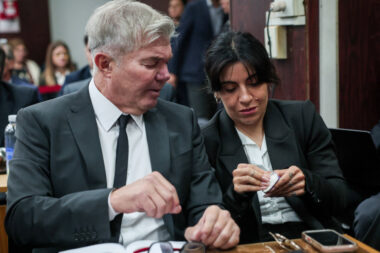 Maradonina kćer Gianinna Maradona i njen odvjetnik Fernando Burlando / Reuters