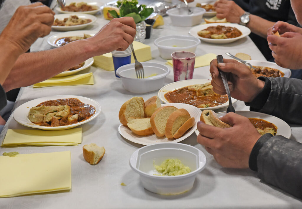 obrok za siromašne, hrana, ručak