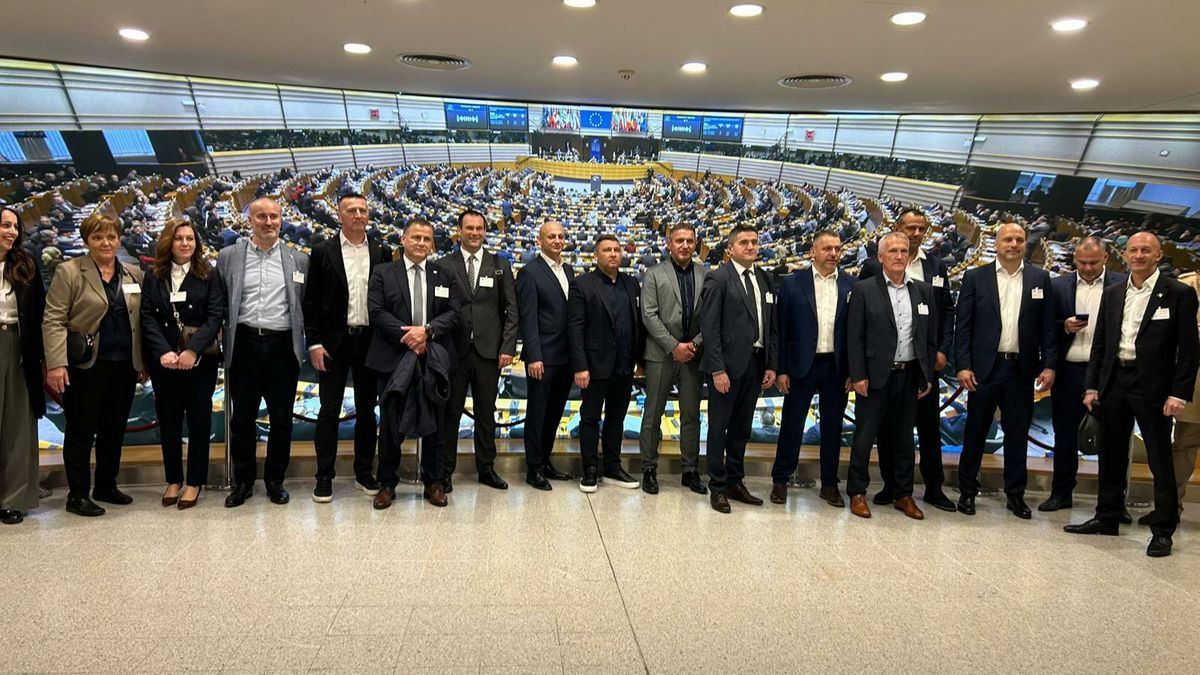 Značajan i bogato strukturiran posjet Bruxellesu - delegacija Ličko-senjske županije s HDZ-ovim europarlamentarcima