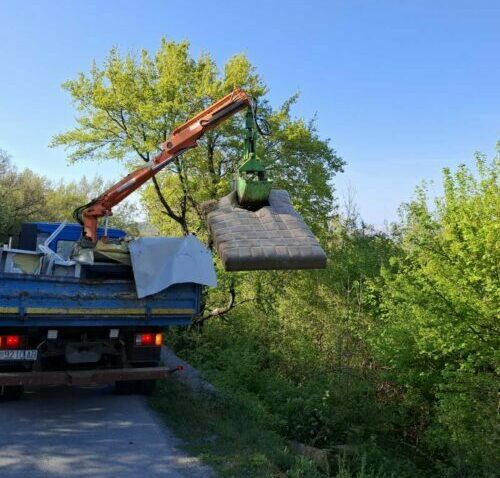 Madrac je za krevet, a ne za šumu... / Foto GRAD NOVI VINODOLSKI