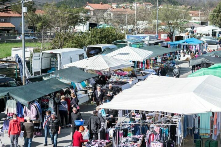 Jelenski sajam održava se svake druge subote u Dražicama / Foto Općina Jelenje