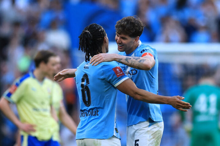 Nathan Ake i John Stones /Foto REUTERS