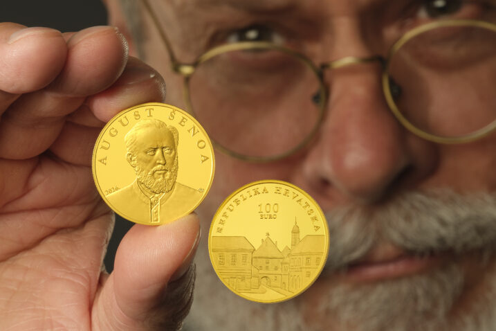 Zlatnik „August Šenoa“ 1 unca Foto: Branimir Kralj