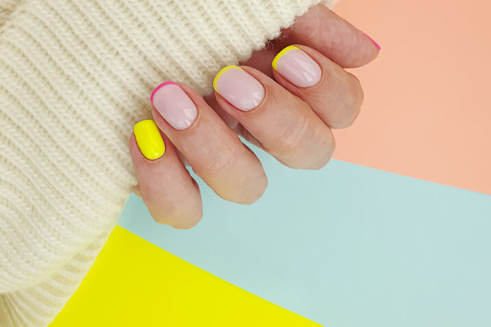 “Skittles” nokti najzabavniji su trend manikure koju svi isprobavaju ovog proljeća