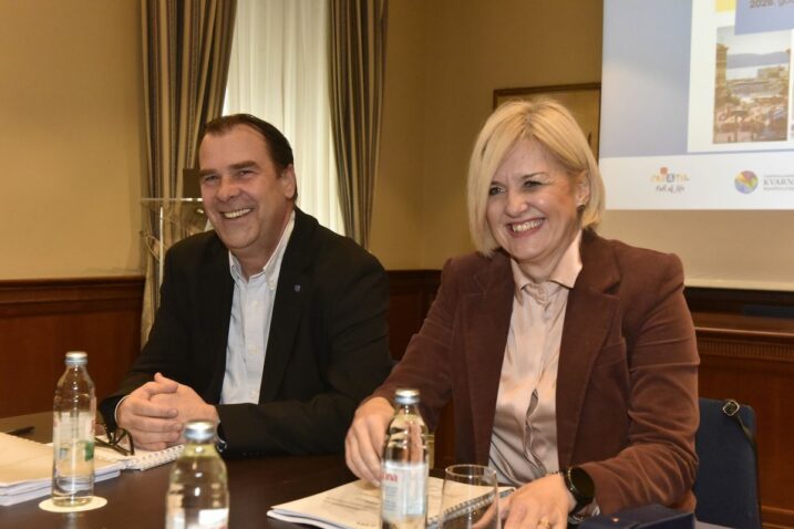 Petar Škarpa i Iva Rinčić / Foto Matea Jurčić