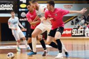 Luka Suton u šibenskom "zagrljaju"/D. MICULINIĆ
