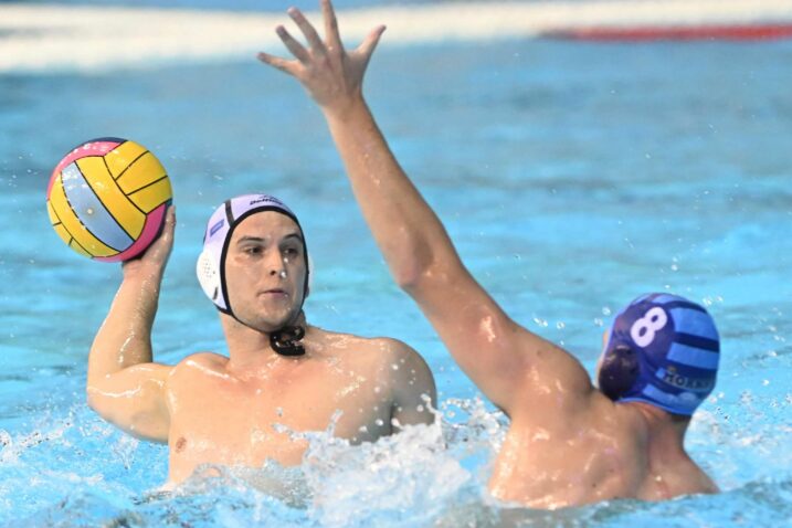 NA IZLAZNIM VRATIMA - Tin Brubnjak/Foto M. GRACIN