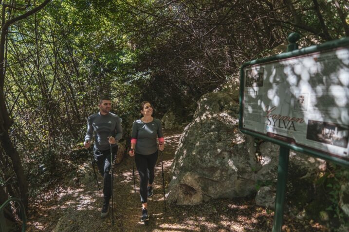 Ovoga vikenda u Opatiji nordijsko hodanje, Thalasso Cardio Walk i radionice izrade maski od gline