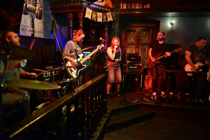 U Riveru održana treća večer gitarijade “Gremo na demo”, najbolji je Acid Salvia iz Rovinja