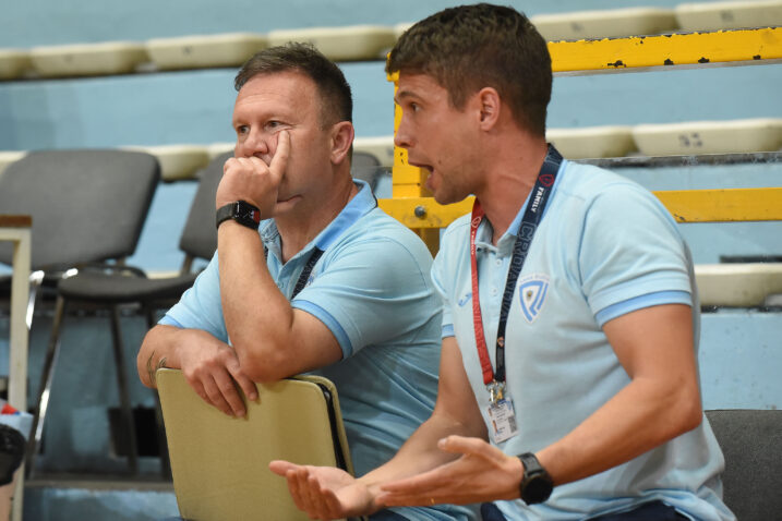 TEŽI PUT - Alen Jukić i pomoćni trener Ivan Jasprica/Foto D. MICULINIĆ