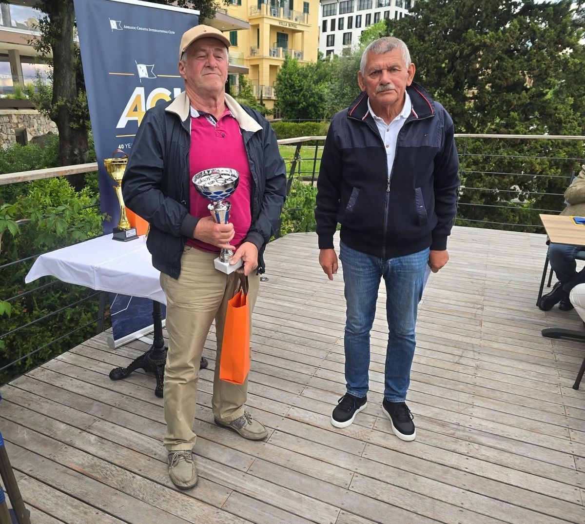 Berislav Vranić, pobjednički kormilar i Mario Šikić, predsjednik JK Opatija / Foto JK Opatija