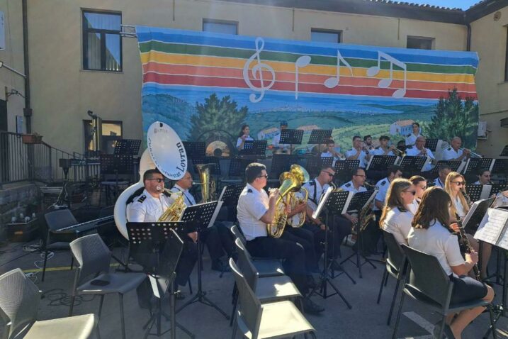 Nastup Puhačkog orkestra Lovran u Marezigama
