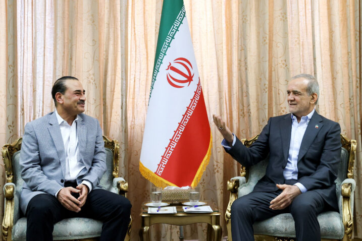 Iranski predsjednik i vođa pakistanske vojske / Reuters