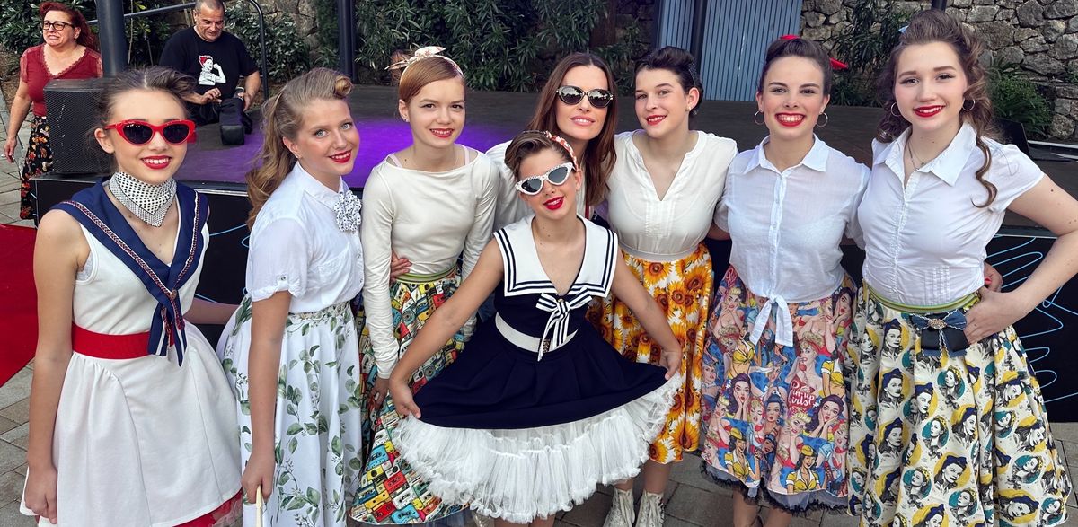 Mažoretkinje u pin-up izdanju / Foto Elizabeta Mikelj