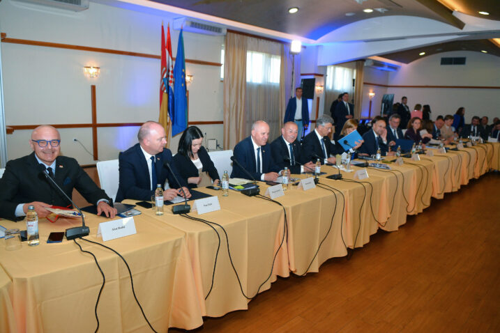 foto HINA/ Mladen VOLARIĆ
