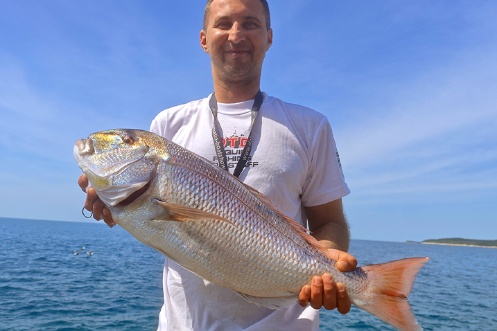 Plasirao živu lignju na heavy casting sistemu pa izvukao cara od skoro 6 kilograma