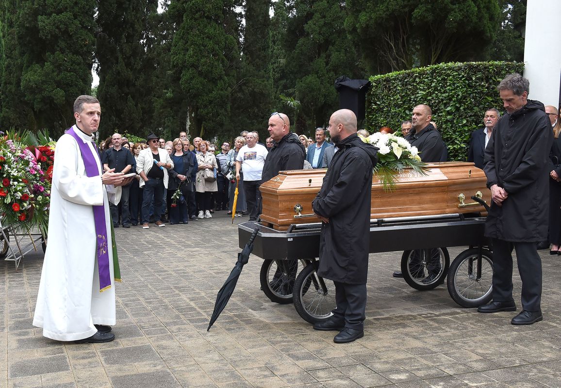 Foto Dean Miculinić