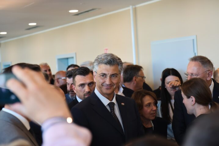Plenković otvorio novi Centar za starije osobe u M