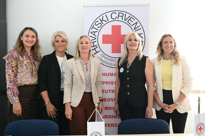 Elvira Jović Ban, Karin Brajković, Kristina Đukić, Eni Šebalj i Dunja Zagorac Šimac / Foto Ana Križanec