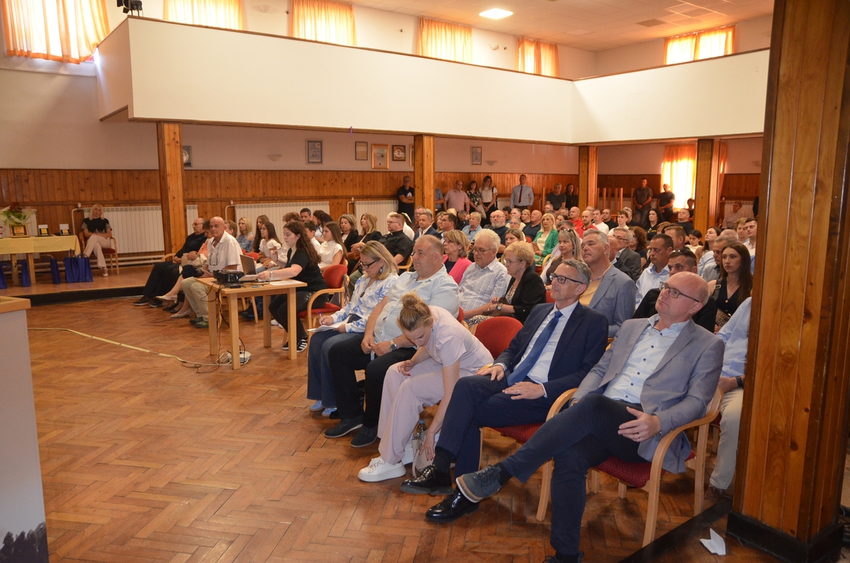 Gosti i uzvanici svečane sjednice Općinskog vijeća Fužine