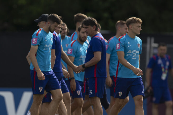 Petar Sučić, Zlatko Dalić i Toni Fruk na treningu Vatrenih/Foto Hina