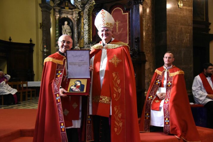 Među dobitnicama medalja su i Frančiška Gržinić i Janja Peruč iz Opatijskog dekanata / Foto Dean Miculinić