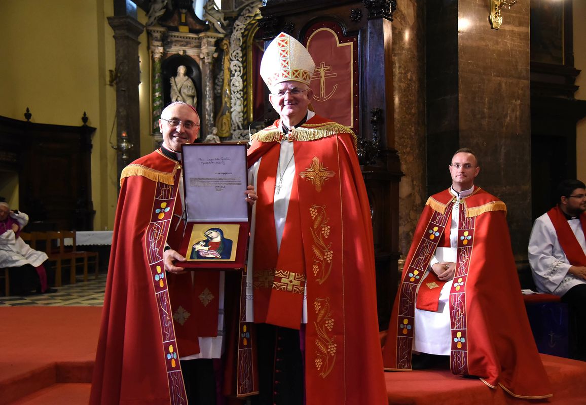 Među dobitnicama medalja su i Frančiška Gržinić i Janja Peruč iz Opatijskog dekanata / Foto Dean Miculinić