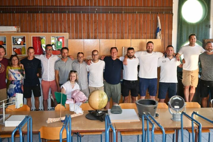 Maturanti pomorskih smjerova otprije 20 godina / Foto Bojan Purić