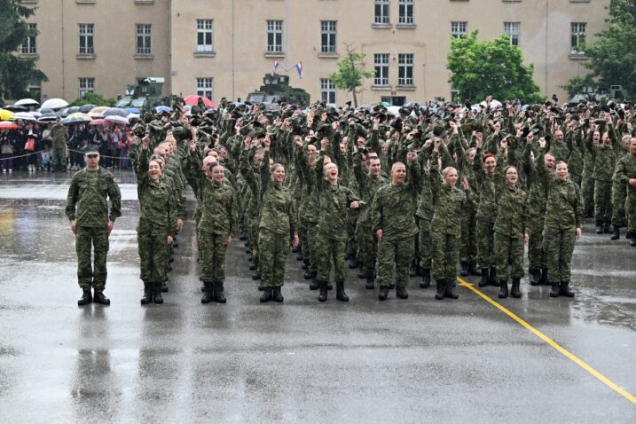 Domovini prisegnuli ročnici drugog naraštaja temeljnog vojnog osposobljavanja / Foto MORH/ T. Brandt