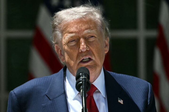 Trump poručio Izraelu i Iranu da odmah zaustave napade