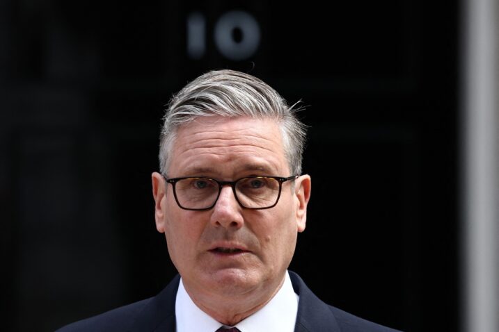 Keir Starmer / Foto HENRY NICHOLLS / AFP