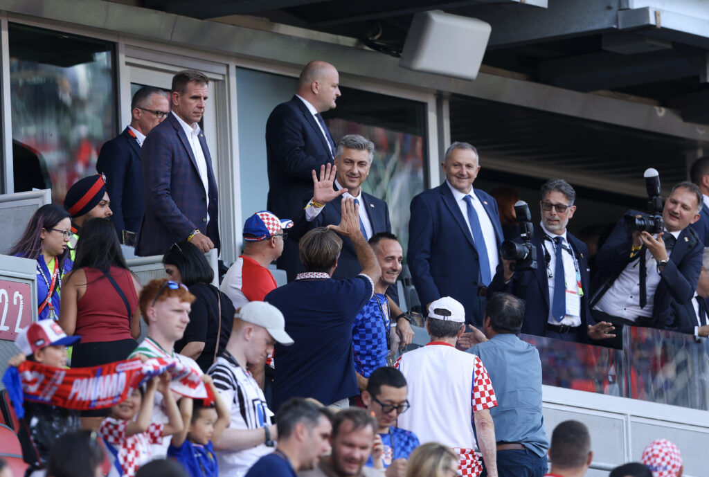 Utakmicu iz lože stadiona BMO Field prati i premijer Andrej Plenković/Foto HINA