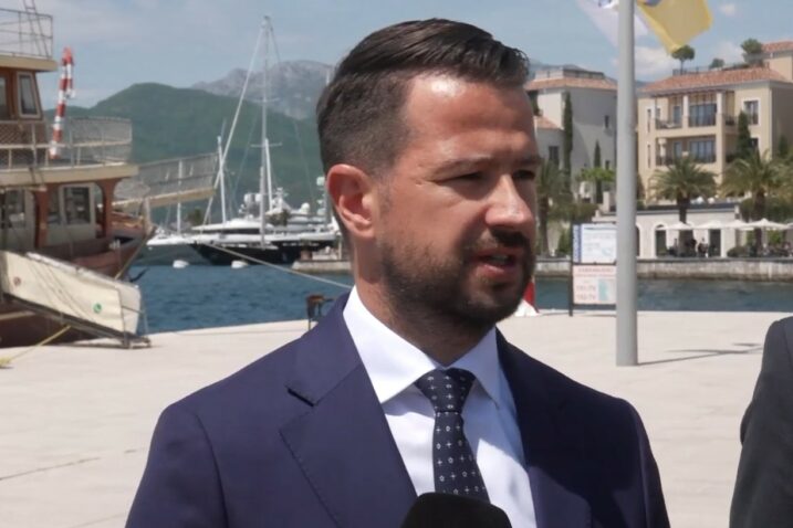 Predsjednik Crne Gore Jakov Milatović u Tivtu najavljuje samit EU - Zapadni Balkan / Foto Screenshot YouTube Opština Tivat