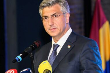 Predsjednik Vlade RH Andrej Plenković tijekom obilježavanja Dana svetog Vida / Foto Vlada Republike Hrvatske