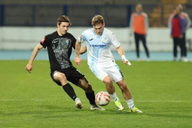 Moreno Živković i Toni Fruk u duelu tijekom prošle sezone / Foto David Jerkovic/PIXSELL