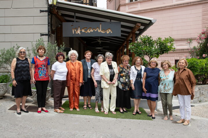 Foto D. KURTI