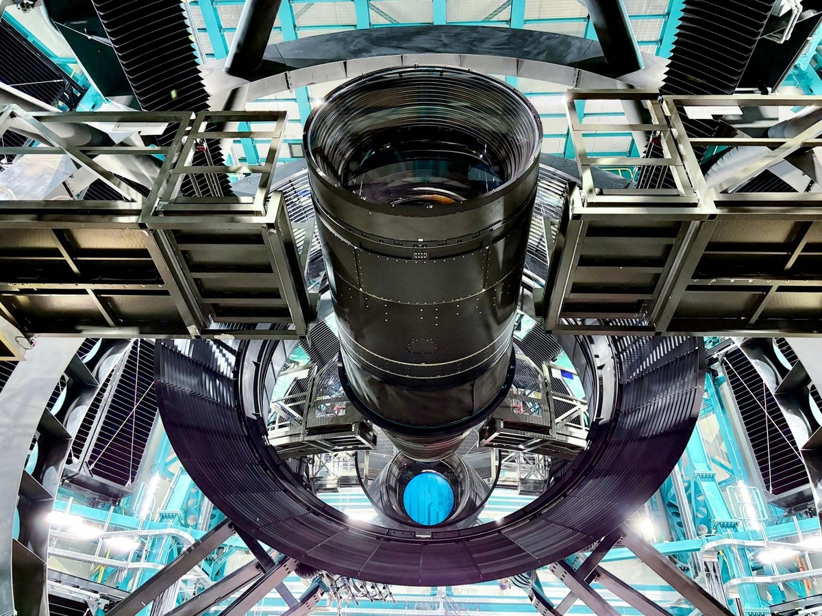 Opservatorij »Vera C. Rubin« opremljen je najvećom digitalnom kamerom ikad izrađenom, rezolucije 3.200 megapiksela / Foto Vera C. Rubin Observatory