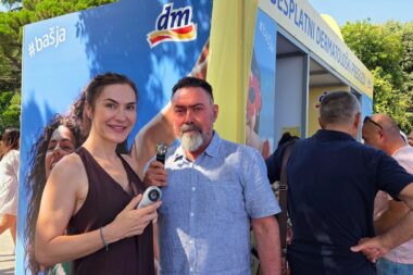 Doktori Marija Buljan i Gordan Lakoš