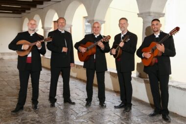 Klapa Baladur / Foto Press