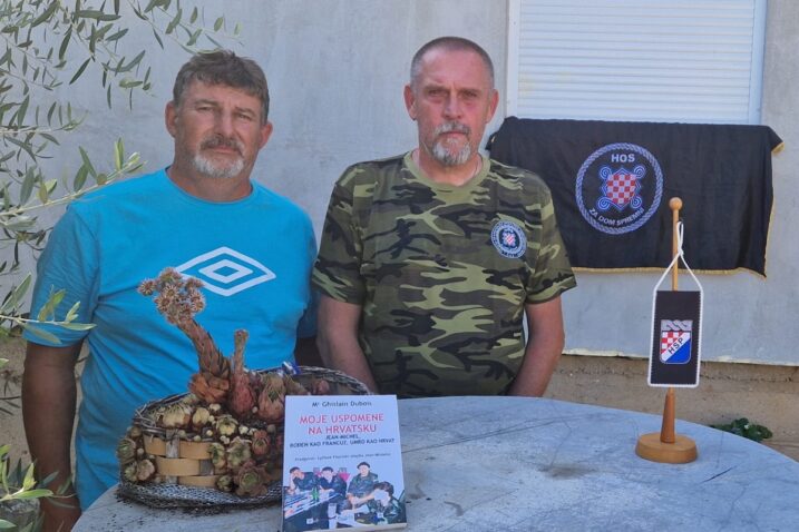 Grb HOS-a je legalan - Tonči Hrabrić i Dalibor Čačić / Foto Relja Paškvan