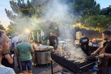 Loren Jovanović i njegova padela veličine letećeg tanjura / Foto Travica i šušur