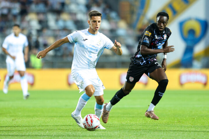 NOVA BORBA U SRCU VEZE - Tiago Dantas i James Olayinka/Foto N. PAVLETIĆ/PIXSELL
