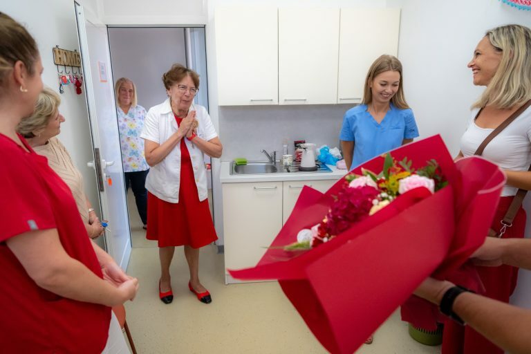 Zahvala dr. Vesni Toljanić – Brdar za 30 godina rada / Foto Općina Jelenje