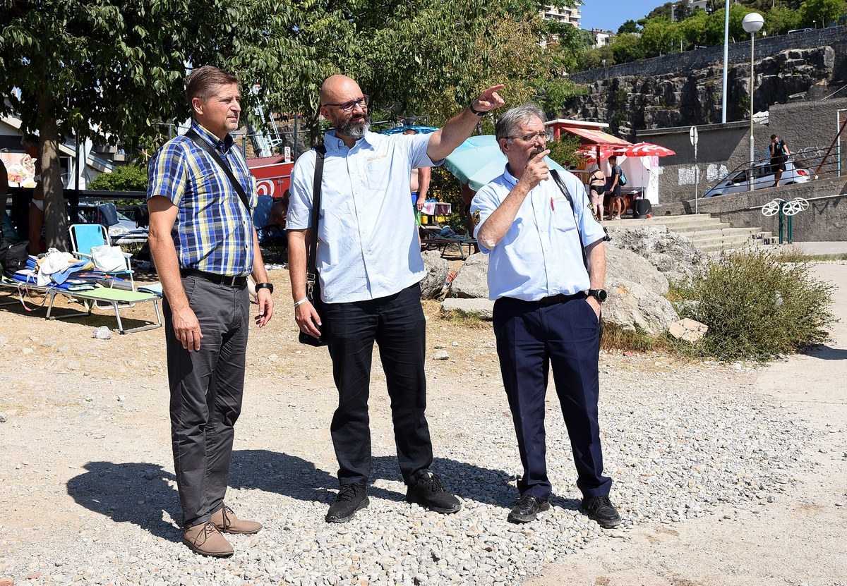 Ljeti pune ruke posla - Alen Razum, Robert Šustić i Igor Jakšić